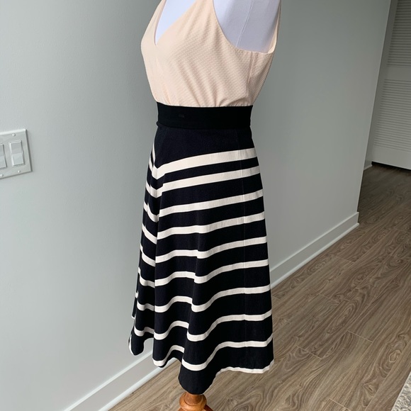 Banana Republic Skirt - Picture 3 of 3